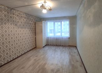 Продается 2-комнатная квартира, 36 м2, Шарыпово, микрорайон Пионерный, 23