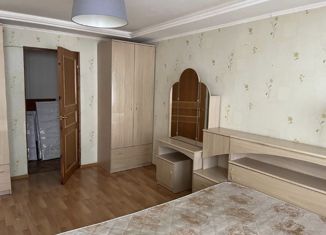 Продажа четырехкомнатной квартиры, 73.1 м2, Осинники, улица Революции, 13