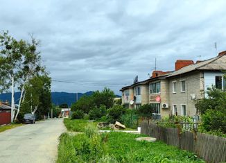 Продается 1-комнатная квартира, 46 м2, село Владимиро-Александровское, Юбилейная улица, 8