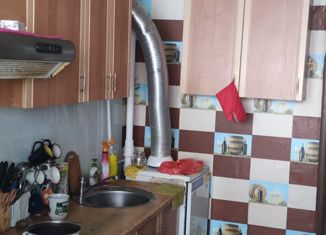 Двухкомнатная квартира на продажу, 43.8 м2, посёлок Чемерна, Молодёжный переулок, 4