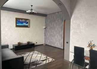 Продается 2-ком. квартира, 44 м2, Кемерово, Весенний проспект, 6, жилой район Лесная Поляна