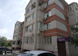 Продам 2-комнатную квартиру, 50 м2, Элиста, 2-й микрорайон, 13Б, 2-й микрорайон