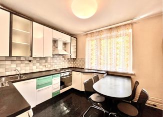 Продажа 3-ком. квартиры, 73 м2, Москва, улица Удальцова, 89, улица Удальцова