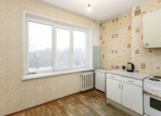 Продается 3-ком. квартира, 66.4 м2, Барнаул, Лазурная улица, 36