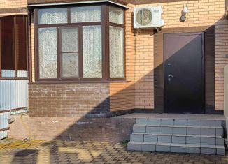 Продается таунхаус, 110 м2, станица Динская, Заводская улица, 1/3