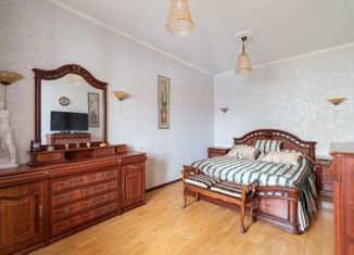 Продам двухкомнатную квартиру, 65 м2, Санкт-Петербург, Морская набережная, 37к1Б, Морская набережная