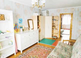 Продажа 2-комнатной квартиры, 43.9 м2, Черногорск, Майская улица, 76