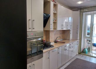 Продажа 3-ком. квартиры, 74.5 м2, Ставрополь, улица Добролюбова, 53, микрорайон №6