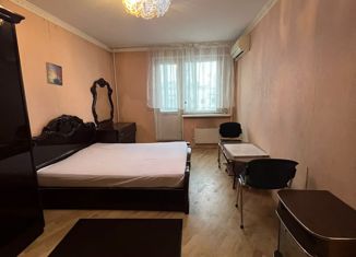 Аренда 2-ком. квартиры, 57 м2, Москва, Плавский проезд, 1, Плавский проезд