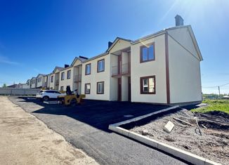 Продаю таунхаус, 109.4 м2, деревня Байрак, Дружная улица