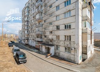 Продаю 1-комнатную квартиру, 33 м2, Владивосток, Кипарисовая улица, 6, Первомайский район