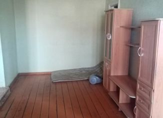 Продаю двухкомнатную квартиру, 40 м2, село Тюменцево, Столбовая улица, 6