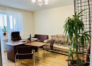 Продажа 2-комнатной квартиры, 60.3 м2, Екатеринбург, улица Громова, 28, улица Громова