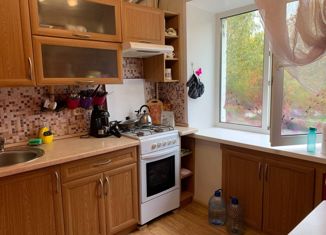 Трехкомнатная квартира на продажу, 50.6 м2, Ижевск, улица Карла Маркса, 431, жилой район Север