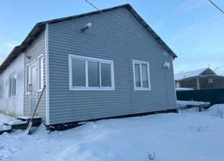 Продается дом, 63 м2, посёлок городского типа Батагай, улица Кирова, 16А