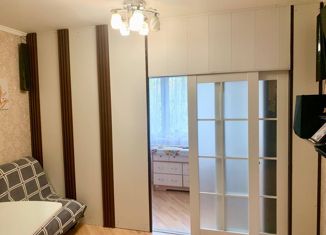 Продам 3-ком. квартиру, 56 м2, Москва, Есенинский бульвар, 16, Есенинский бульвар