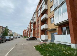Четырехкомнатная квартира на продажу, 73.6 м2, Соликамск, Юбилейный проспект, 57А