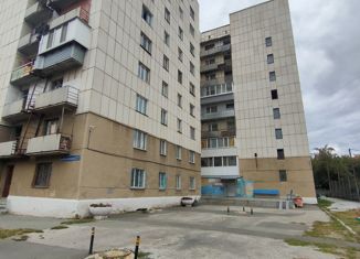 Продаю 1-ком. квартиру, 14 м2, Курган, район Энергетики, проспект Конституции, 77А