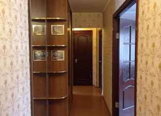 Продается 3-комнатная квартира, 58 м2, Екатеринбург, улица Академика Бардина, 15, Ленинский район