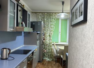 Продам двухкомнатную квартиру, 52 м2, Тюменская область, улица Ленина, 58