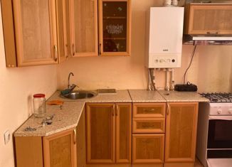 Продается 1-комнатная квартира, 37 м2, рабочий посёлок Луховка, Школьная улица, 36/1