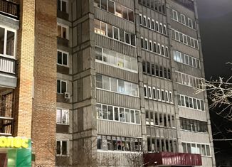 Продажа 3-комнатной квартиры, 74 м2, Кирово-Чепецк, улица 60 лет Октября, 2