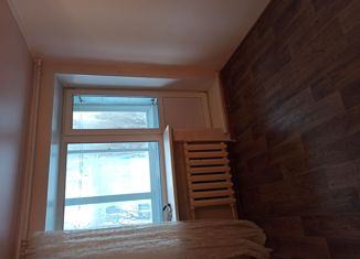 Продажа однокомнатной квартиры, 14 м2, Балаково, улица Набережная 50 лет ВЛКСМ, 24