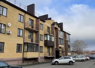 Продам 2-комнатную квартиру, 62.5 м2, Ессентуки, Янтарная улица, 27