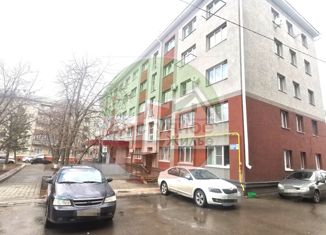 Продаю 1-ком. квартиру, 13 м2, Алексеевка, площадь Победы, 75