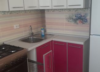 Продаю 1-ком. квартиру, 35 м2, поселок городского типа Кугеси, Советская улица, 89