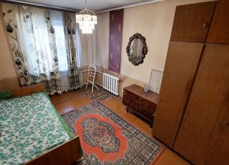 Продаю двухкомнатную квартиру, 42 м2, рабочий поселок Южный, проспект Дзержинского, 33