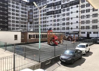 2-комнатная квартира на продажу, 84.7 м2, Нальчик, Эльбрусская улица, 19, район Хладокомбинат