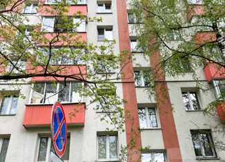 Продам 2-комнатную квартиру, 43 м2, Москва, Ясный проезд, 8к4, метро Бибирево