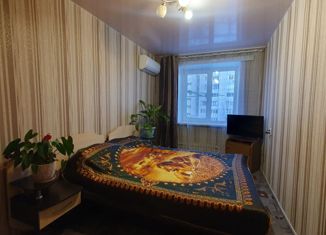 Продажа четырехкомнатной квартиры, 74 м2, Волгоград, проспект Металлургов, 74