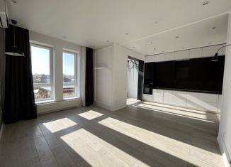 Продаю двухкомнатную квартиру, 75.1 м2, Ставрополь, Партизанская улица, 2Б, микрорайон №9