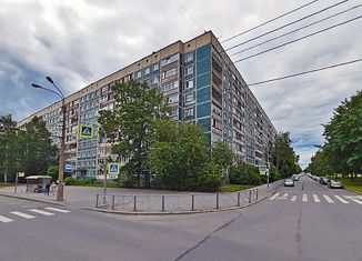 Продается трехкомнатная квартира, 58 м2, Санкт-Петербург, Северный проспект, 8к1, муниципальный округ Сосновское