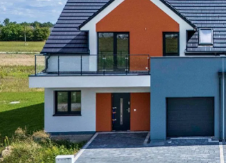 Продаю дом, 180 м2, Адыгея, улица Чапаева, 3