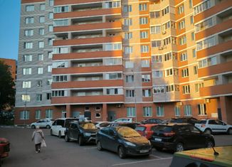 Продаю 1-ком. квартиру, 29 м2, Ижевск, улица Грибоедова, 30А, жилой район Культбаза