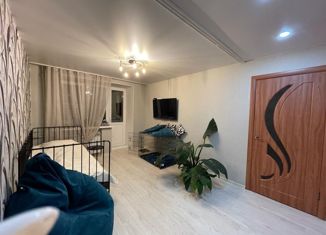 Продажа 2-ком. квартиры, 43 м2, Нижний Новгород, улица Космонавта Комарова, 10, улица Космонавта Комарова