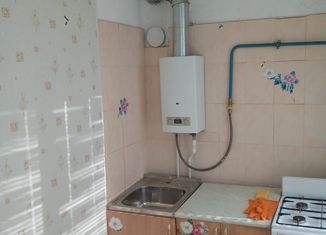 Продажа 2-ком. квартиры, 45.8 м2, Родники, площадь Ленина, 6