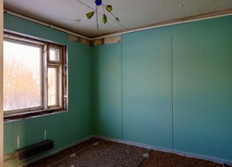 Продаю 2-ком. квартиру, 51.9 м2, Нягань, улица Чернышова, 16