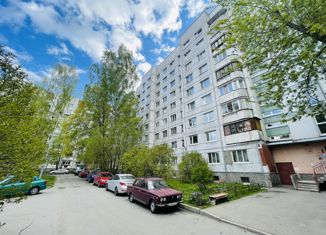 Продам трехкомнатную квартиру, 75.8 м2, Санкт-Петербург, улица Кораблестроителей, 37В, муниципальный округ Остров Декабристов