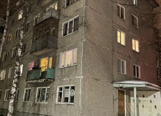 Продается четырехкомнатная квартира, 60 м2, Вышний Волочёк, Ямская улица, 112А