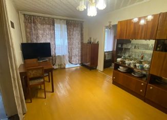 Продам 3-комнатную квартиру, 58 м2, Челябинская область, улица ОПМС-42, 4