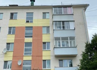 Продается двухкомнатная квартира, 42 м2, Свердловская область, улица Горького, 6