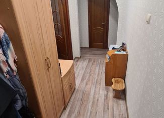 Продается 2-комнатная квартира, 56.4 м2, Урай, микрорайон Западный, 19