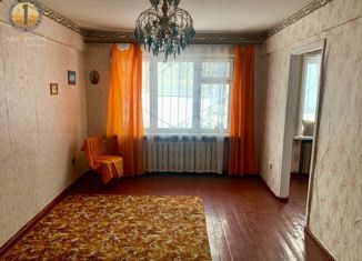 Продам 2-комнатную квартиру, 44.1 м2, Череповец, улица Ленина, 140