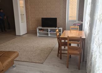 Сдается в аренду двухкомнатная квартира, 70 м2, Оренбургская область, проспект Победы, 89