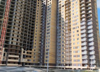 Продаю 2-ком. квартиру, 62 м2, Тверь, Оснабрюкская улица, 24, Пролетарский район