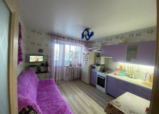Продается 1-комнатная квартира, 38 м2, Таганрог, улица Шаумяна, 16Ак1